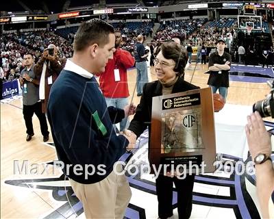 Thumbnail 2 in Bishop Amat vs. Sacramento (CIF State D3 Final) photogallery.
