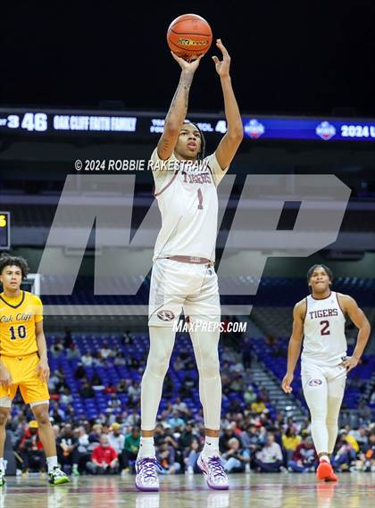 Thumbnail 3 in Silsbee vs. Oak Cliff Faith Family Academy (UIL 4A Basketball Final) photogallery.