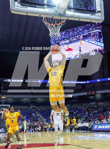 Thumbnail 1 in Silsbee vs. Oak Cliff Faith Family Academy (UIL 4A Basketball Final) photogallery.