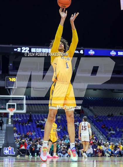 Thumbnail 2 in Silsbee vs. Oak Cliff Faith Family Academy (UIL 4A Basketball Final) photogallery.
