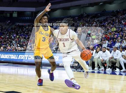 Thumbnail 2 in Silsbee vs. Oak Cliff Faith Family Academy (UIL 4A Basketball Final) photogallery.
