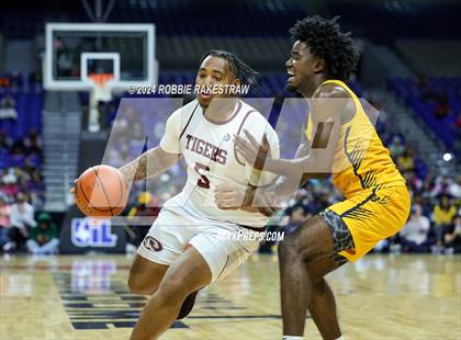 Thumbnail 3 in Silsbee vs. Oak Cliff Faith Family Academy (UIL 4A Basketball Final) photogallery.