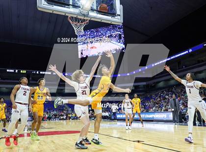 Thumbnail 1 in Silsbee vs. Oak Cliff Faith Family Academy (UIL 4A Basketball Final) photogallery.