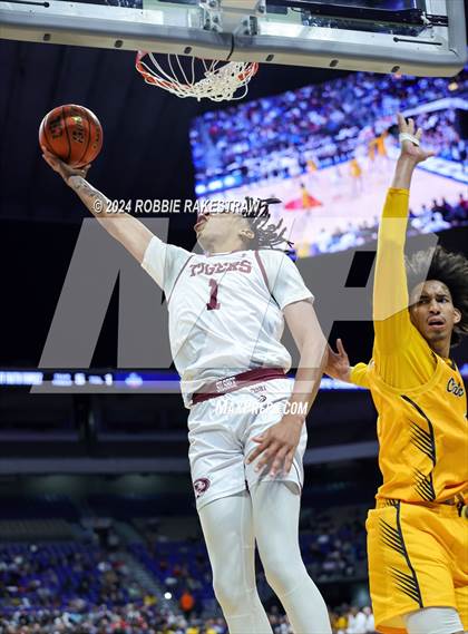 Thumbnail 2 in Silsbee vs. Oak Cliff Faith Family Academy (UIL 4A Basketball Final) photogallery.