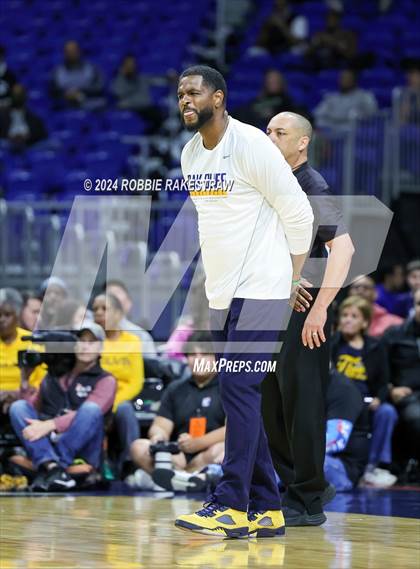 Thumbnail 2 in Silsbee vs. Oak Cliff Faith Family Academy (UIL 4A Basketball Final) photogallery.
