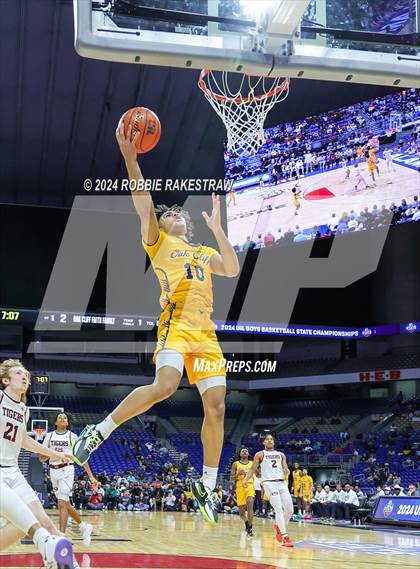 Thumbnail 3 in Silsbee vs. Oak Cliff Faith Family Academy (UIL 4A Basketball Final) photogallery.