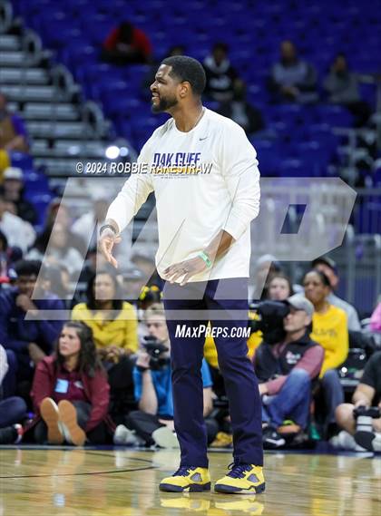 Thumbnail 1 in Silsbee vs. Oak Cliff Faith Family Academy (UIL 4A Basketball Final) photogallery.