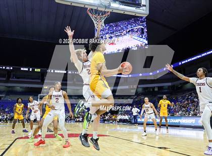 Thumbnail 3 in Silsbee vs. Oak Cliff Faith Family Academy (UIL 4A Basketball Final) photogallery.