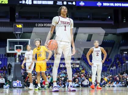 Thumbnail 1 in Silsbee vs. Oak Cliff Faith Family Academy (UIL 4A Basketball Final) photogallery.
