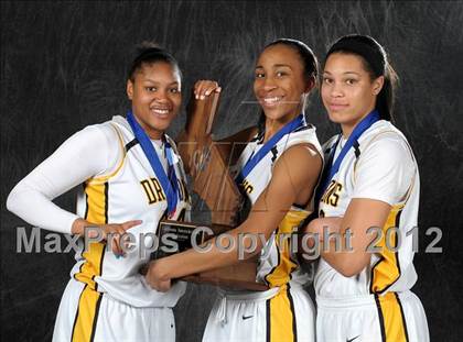 Thumbnail 1 in Bishop O'Dowd (CIF State D3 Award Photos) photogallery.