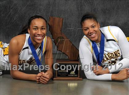 Thumbnail 3 in Bishop O'Dowd (CIF State D3 Award Photos) photogallery.
