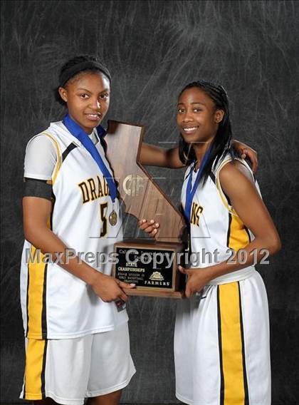 Thumbnail 2 in Bishop O'Dowd (CIF State D3 Award Photos) photogallery.