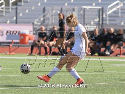 Thumbnail 2 in Cathedral Catholic vs. Palos Verdes (CIF SoCal Regional D2 Final)   photogallery.