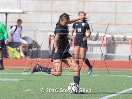 Thumbnail 2 in Cathedral Catholic vs. Palos Verdes (CIF SoCal Regional D2 Final)   photogallery.