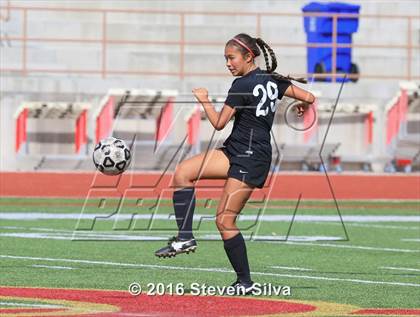 Thumbnail 3 in Cathedral Catholic vs. Palos Verdes (CIF SoCal Regional D2 Final)   photogallery.