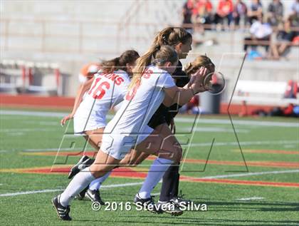 Thumbnail 2 in Cathedral Catholic vs. Palos Verdes (CIF SoCal Regional D2 Final)   photogallery.