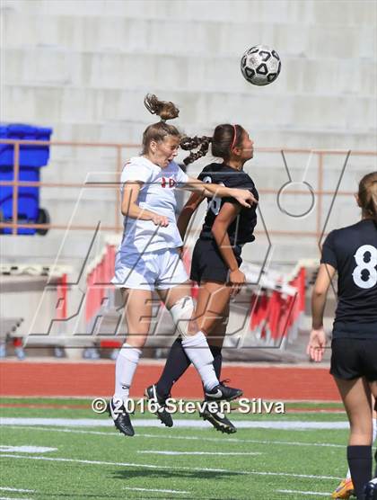 Thumbnail 3 in Cathedral Catholic vs. Palos Verdes (CIF SoCal Regional D2 Final)   photogallery.