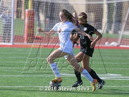 Thumbnail 1 in Cathedral Catholic vs. Palos Verdes (CIF SoCal Regional D2 Final)   photogallery.