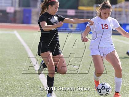 Thumbnail 2 in Cathedral Catholic vs. Palos Verdes (CIF SoCal Regional D2 Final)   photogallery.