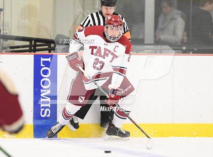 Thumbnail 2 in Taft @ Loomis Chaffee photogallery.