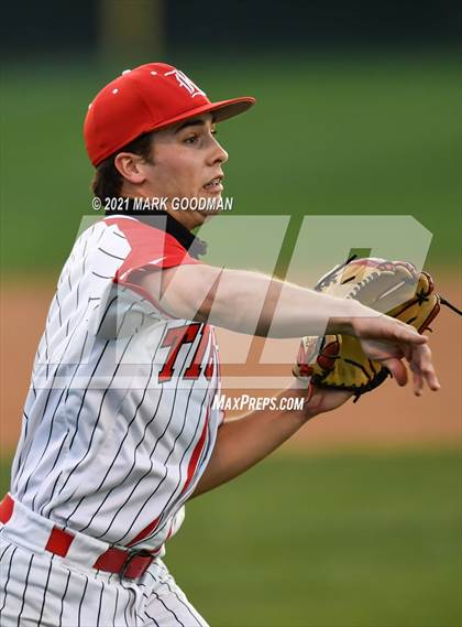 Thumbnail 1 in Seven Lakes @ Katy photogallery.