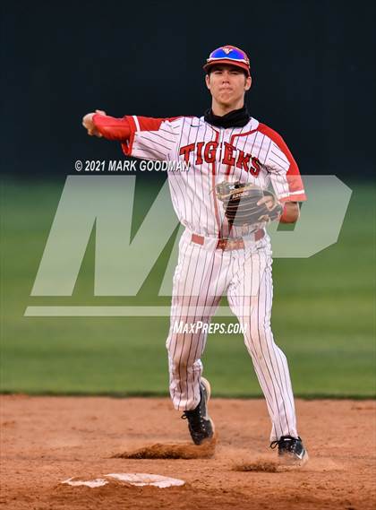 Thumbnail 2 in Seven Lakes @ Katy photogallery.