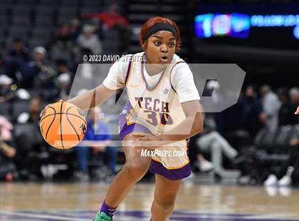 Thumbnail 2 in Santiago vs. Oakland Tech (CIF State D1 Final) photogallery.