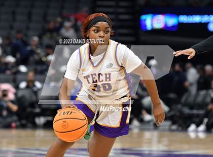 Thumbnail 3 in Santiago vs. Oakland Tech (CIF State D1 Final) photogallery.
