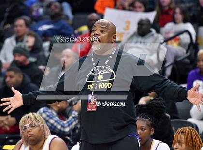 Thumbnail 3 in Santiago vs. Oakland Tech (CIF State D1 Final) photogallery.
