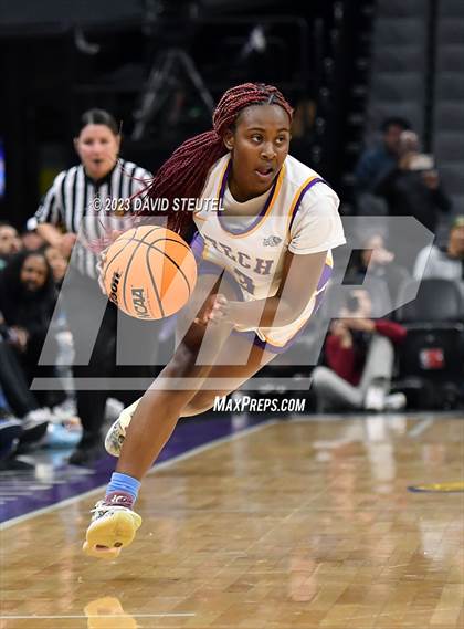 Thumbnail 3 in Santiago vs. Oakland Tech (CIF State D1 Final) photogallery.