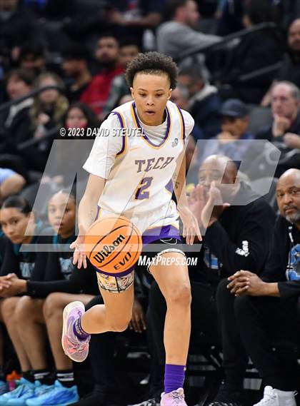 Thumbnail 3 in Santiago vs. Oakland Tech (CIF State D1 Final) photogallery.