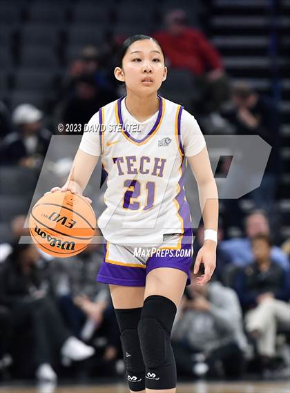 Thumbnail 2 in Santiago vs. Oakland Tech (CIF State D1 Final) photogallery.