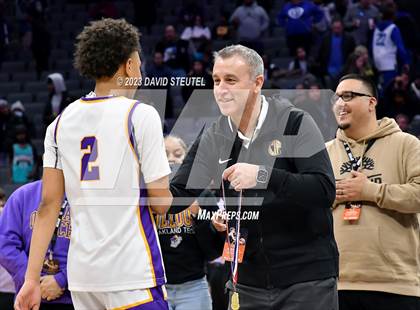 Thumbnail 3 in Santiago vs. Oakland Tech (CIF State D1 Final) photogallery.
