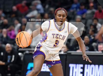 Thumbnail 3 in Santiago vs. Oakland Tech (CIF State D1 Final) photogallery.