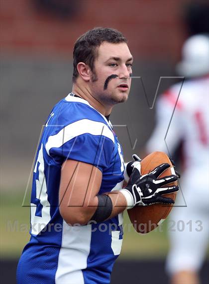 Thumbnail 3 in FCA Heart of a Champion All-Star Game photogallery.