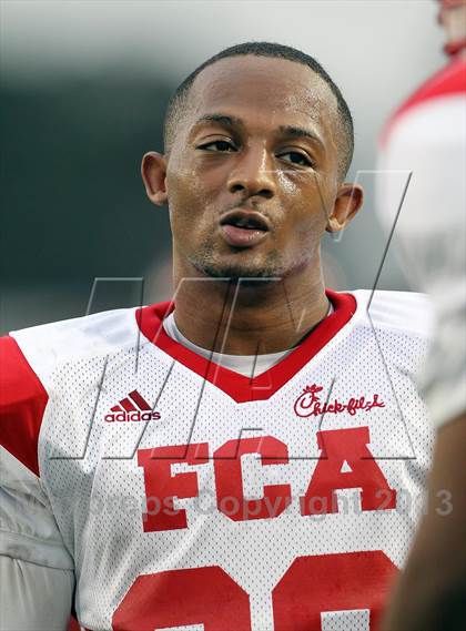 Thumbnail 1 in FCA Heart of a Champion All-Star Game photogallery.