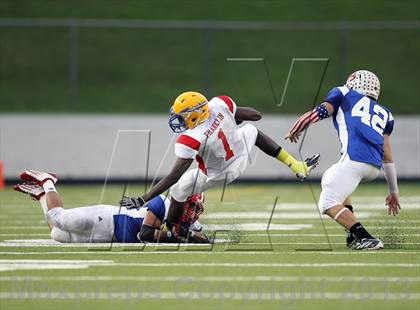 Thumbnail 1 in FCA Heart of a Champion All-Star Game photogallery.