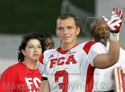 Thumbnail 3 in FCA Heart of a Champion All-Star Game photogallery.