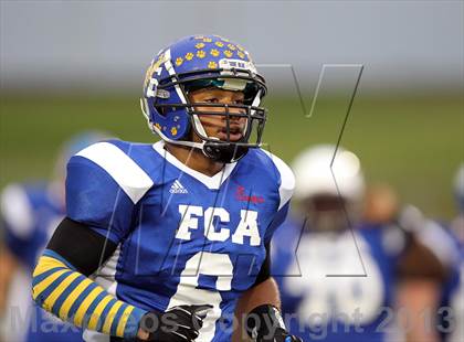 Thumbnail 3 in FCA Heart of a Champion All-Star Game photogallery.