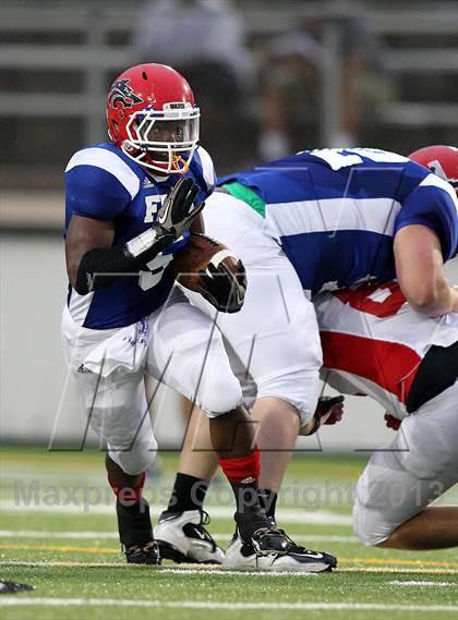 Thumbnail 1 in FCA Heart of a Champion All-Star Game photogallery.
