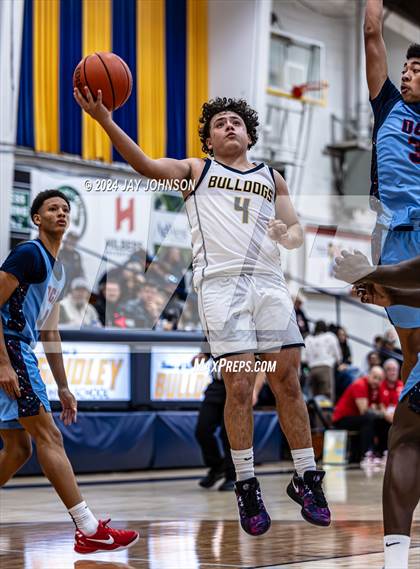Thumbnail 3 in Destiny Christian Academy vs Gridley (Gridley Invitational) photogallery.