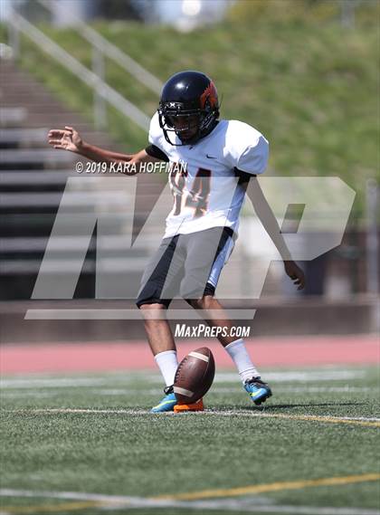 Thumbnail 3 in Foothill @ Mira Loma photogallery.