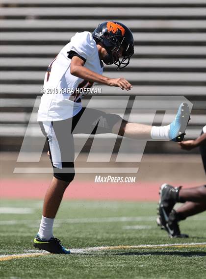 Thumbnail 3 in Foothill @ Mira Loma photogallery.