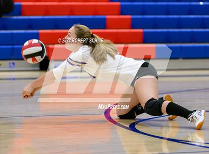 Thumbnail 1 in Bradshaw Christian @ Folsom photogallery.