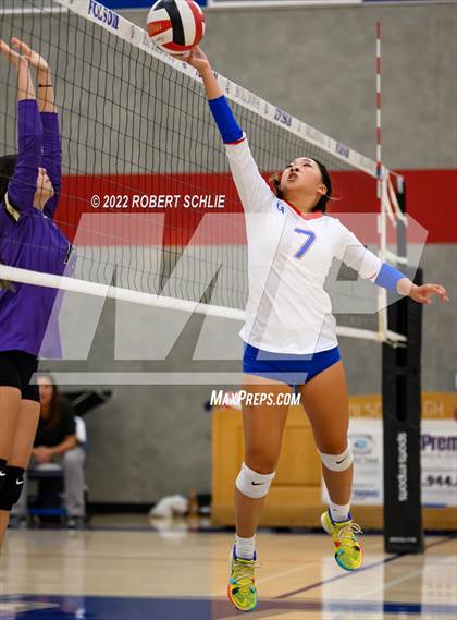 Thumbnail 3 in Bradshaw Christian @ Folsom photogallery.