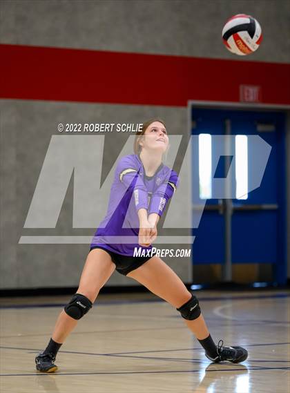 Thumbnail 3 in Bradshaw Christian @ Folsom photogallery.