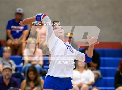 Thumbnail 1 in Bradshaw Christian @ Folsom photogallery.