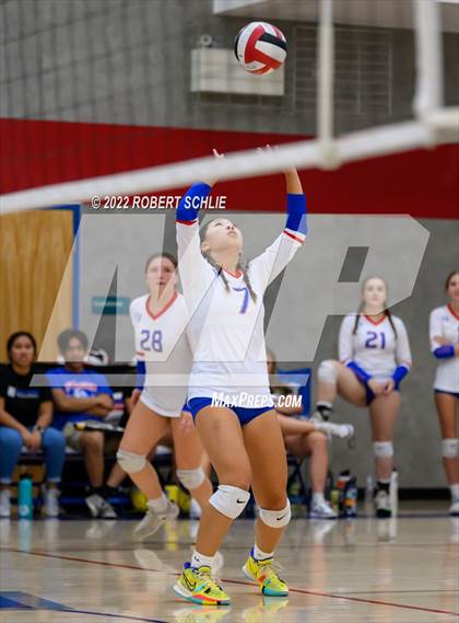 Thumbnail 3 in Bradshaw Christian @ Folsom photogallery.