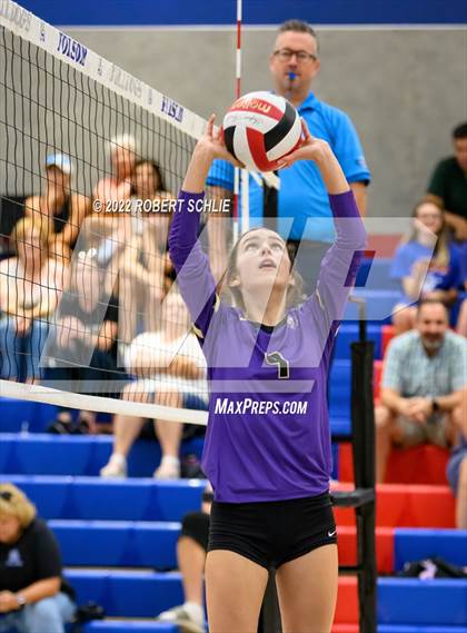 Thumbnail 2 in Bradshaw Christian @ Folsom photogallery.