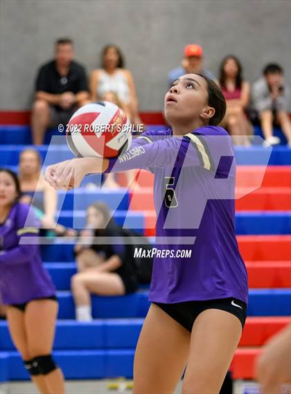 Thumbnail 2 in Bradshaw Christian @ Folsom photogallery.